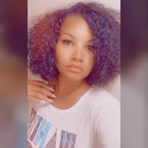 Meet your Posher, Candy